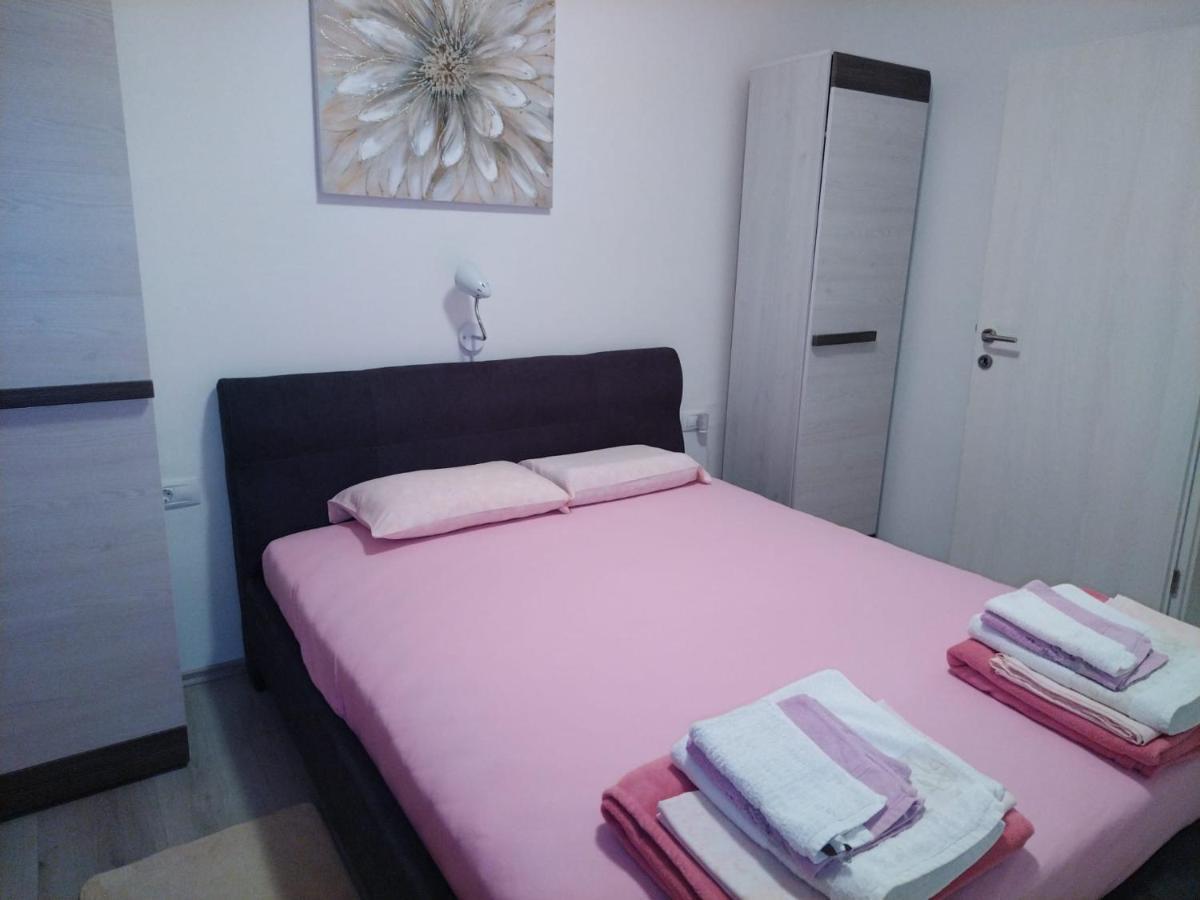 Apartmani Katarina Barbat na Rabu Exterior photo